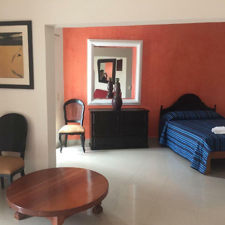 Casa Del Parque Vallarta Пуэрто-Вальярта Экстерьер фото